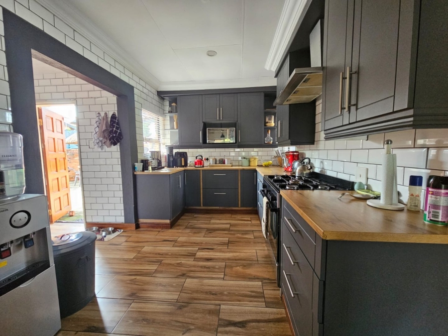 4 Bedroom Property for Sale in Ferryvale Gauteng