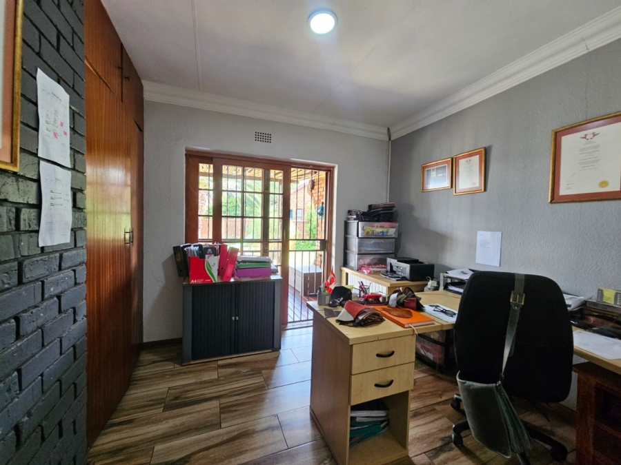 4 Bedroom Property for Sale in Ferryvale Gauteng