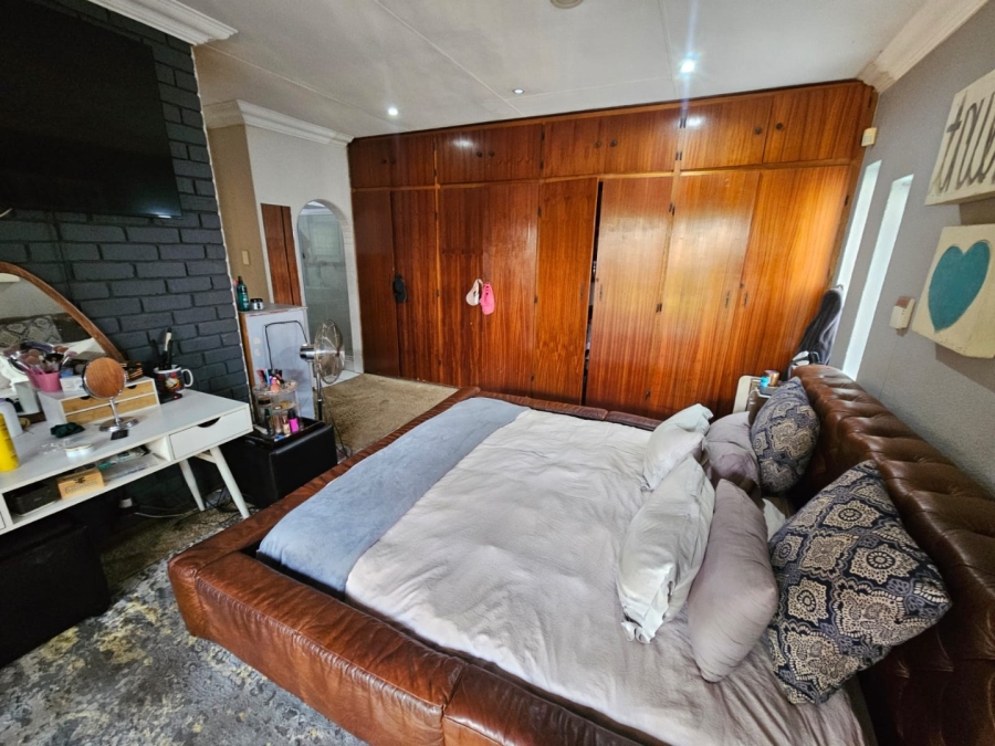4 Bedroom Property for Sale in Ferryvale Gauteng