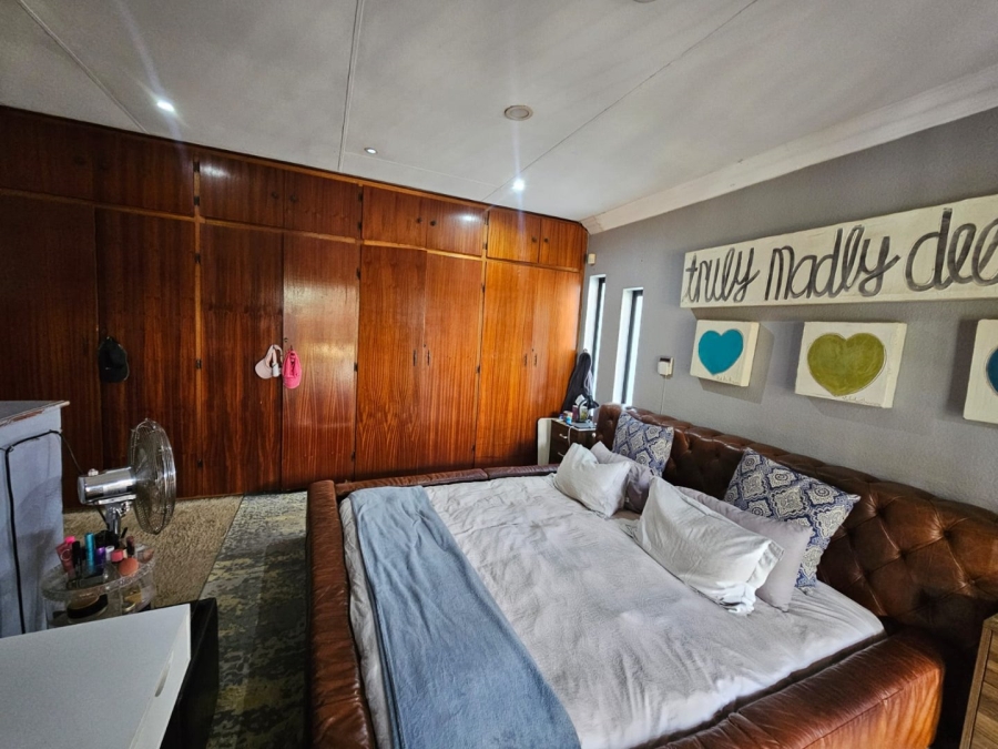 4 Bedroom Property for Sale in Ferryvale Gauteng