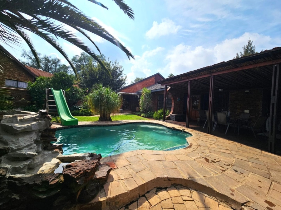 4 Bedroom Property for Sale in Ferryvale Gauteng