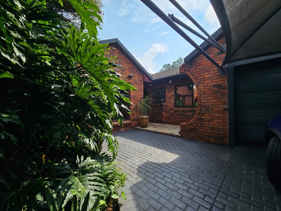4 Bedroom Property for Sale in Ferryvale Gauteng