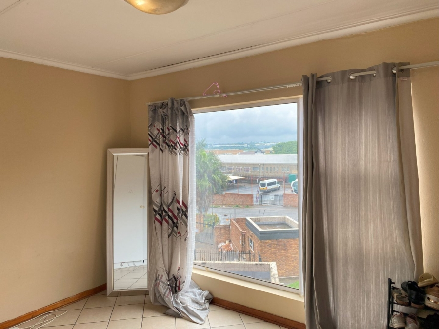 2 Bedroom Property for Sale in Halfway House Gauteng