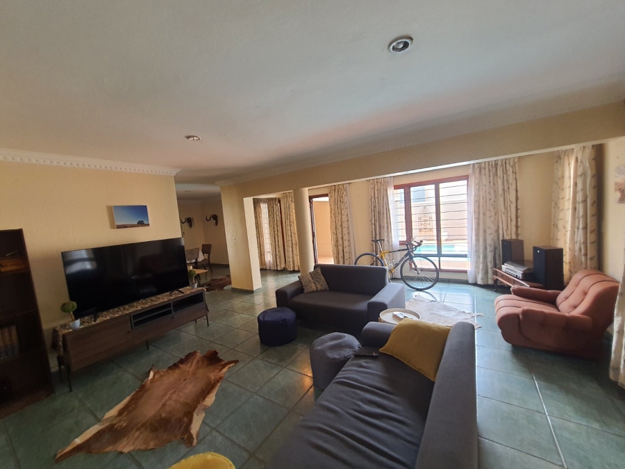 To Let 3 Bedroom Property for Rent in Monument Park Gauteng