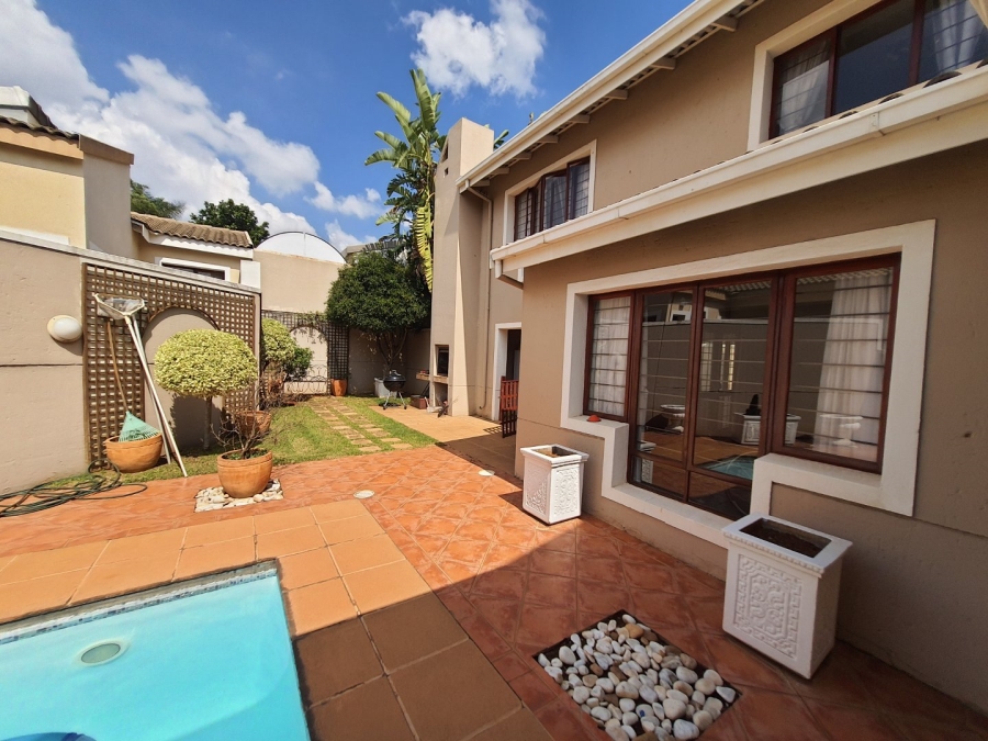 To Let 3 Bedroom Property for Rent in Monument Park Gauteng