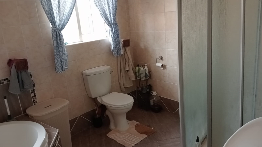 3 Bedroom Property for Sale in Terenure Gauteng