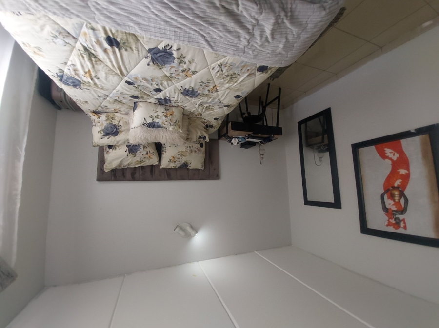 2 Bedroom Property for Sale in Chloorkop Gauteng
