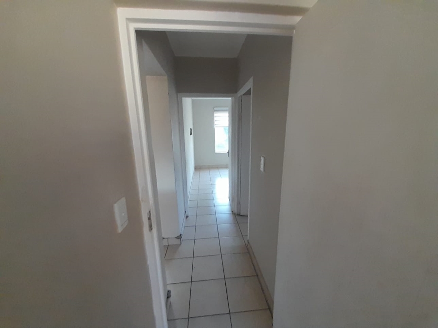 2 Bedroom Property for Sale in Meredale Gauteng
