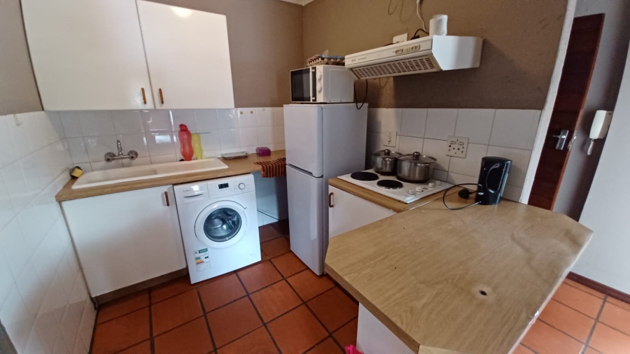 To Let 1 Bedroom Property for Rent in Westdene Gauteng