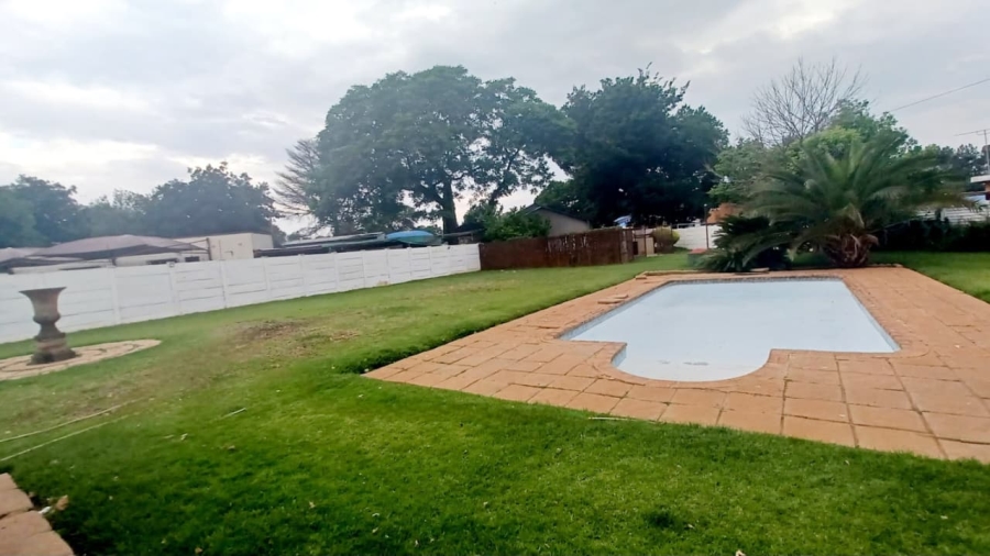 3 Bedroom Property for Sale in Duncanville Gauteng