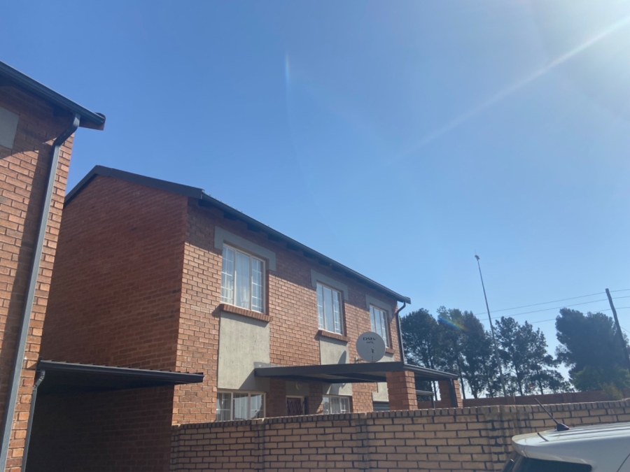 3 Bedroom Property for Sale in Raslouw A H Gauteng