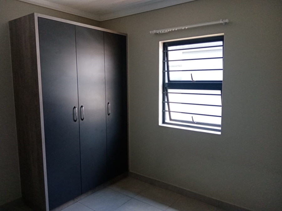 To Let 4 Bedroom Property for Rent in Lion Pride Gauteng