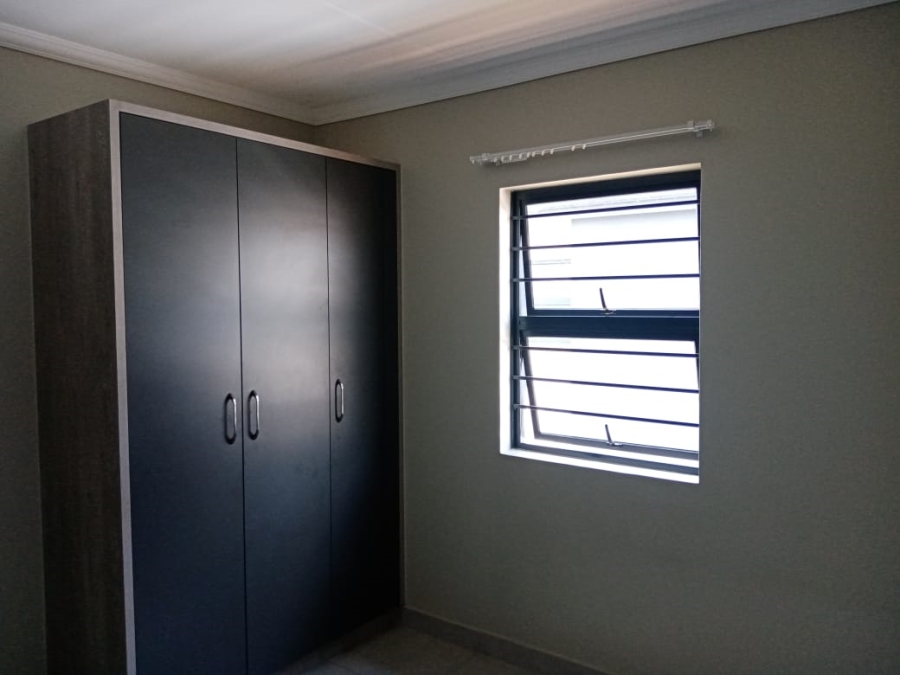 To Let 4 Bedroom Property for Rent in Lion Pride Gauteng