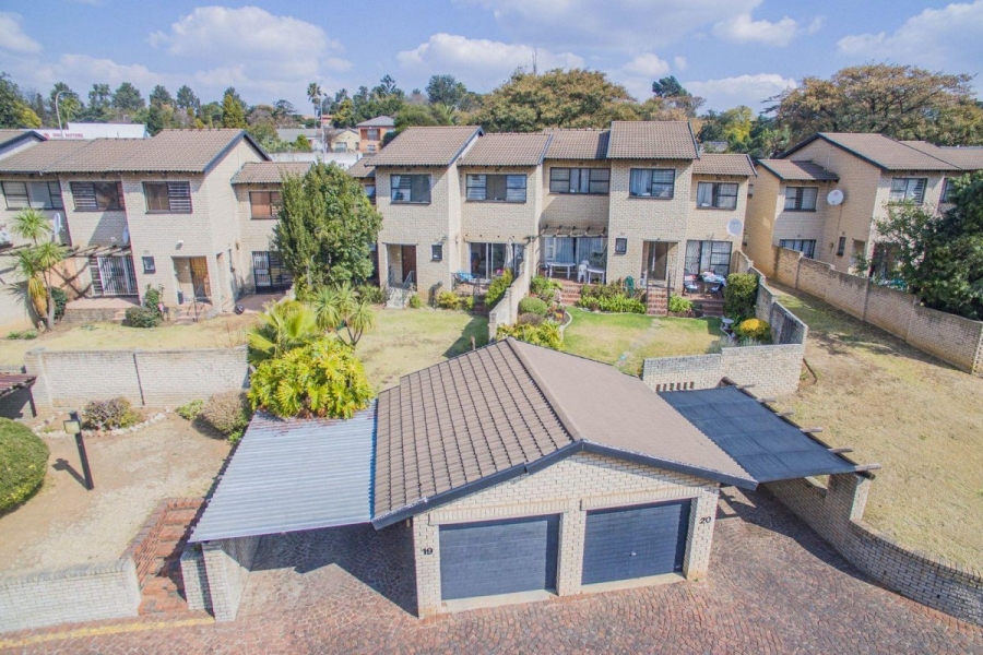 3 Bedroom Property for Sale in Corlett Gardens Gauteng