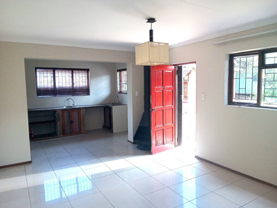 To Let 1 Bedroom Property for Rent in Melville Gauteng