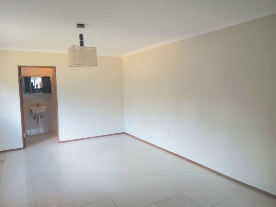 To Let 1 Bedroom Property for Rent in Melville Gauteng