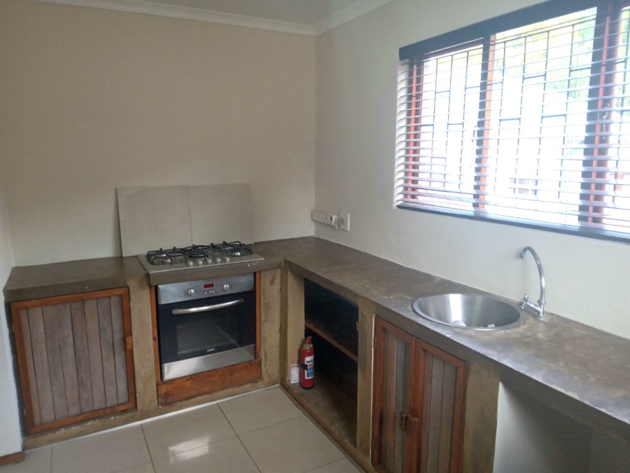 To Let 1 Bedroom Property for Rent in Melville Gauteng