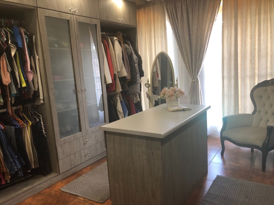 5 Bedroom Property for Sale in Vanderbijlpark SW 5 Gauteng