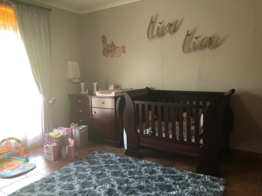 5 Bedroom Property for Sale in Vanderbijlpark SW 5 Gauteng