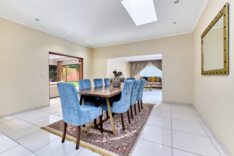 4 Bedroom Property for Sale in Little Falls Gauteng