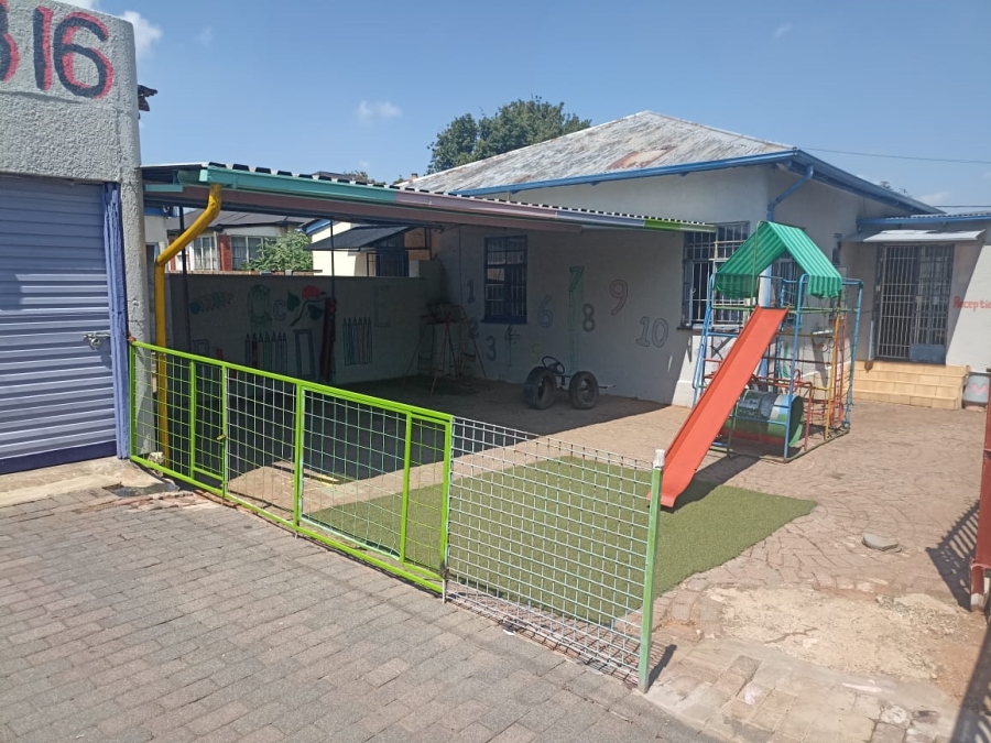 4 Bedroom Property for Sale in Roodepoort Central Gauteng
