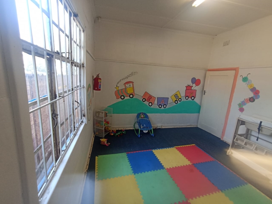 4 Bedroom Property for Sale in Roodepoort Central Gauteng