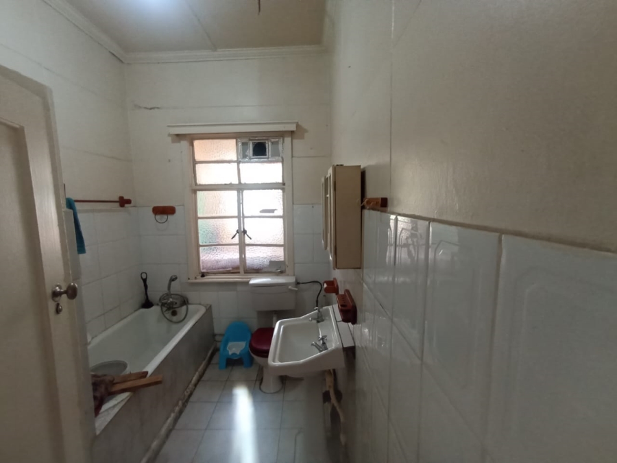 4 Bedroom Property for Sale in Roodepoort Central Gauteng