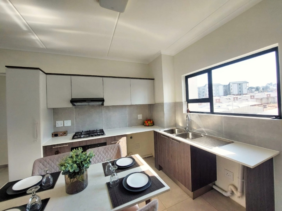 2 Bedroom Property for Sale in Noordhang Gauteng