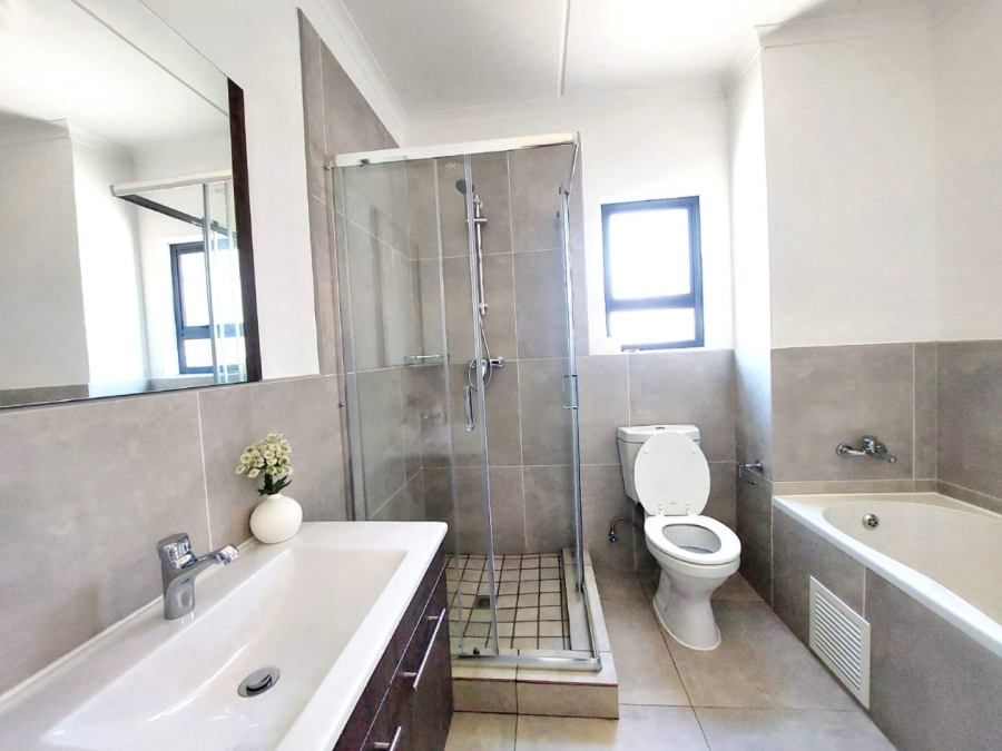 2 Bedroom Property for Sale in Noordhang Gauteng