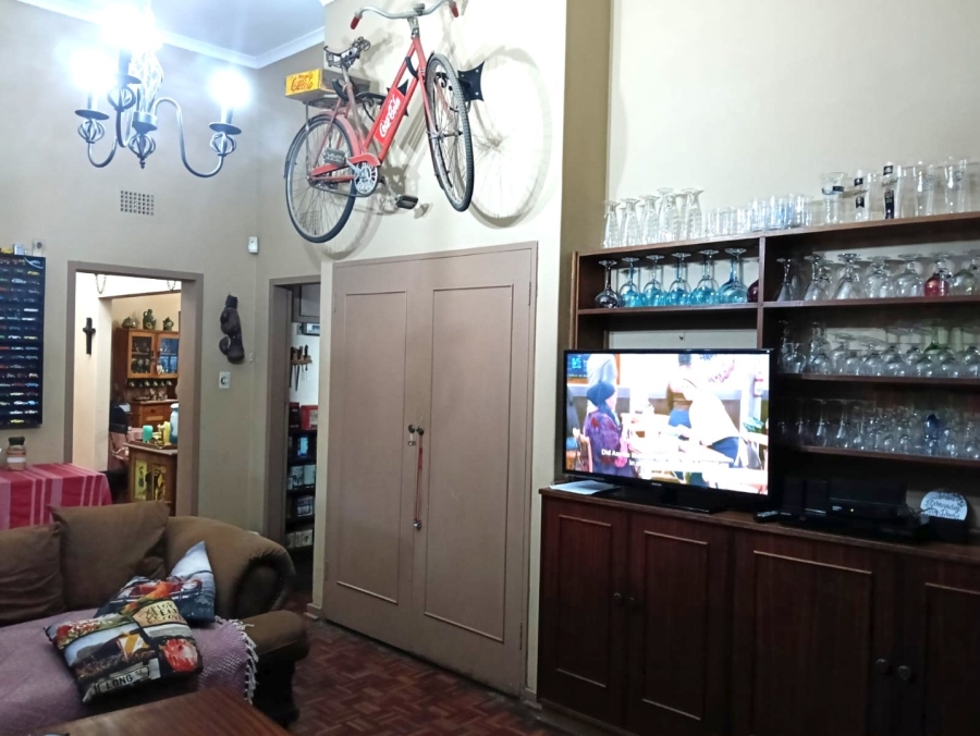5 Bedroom Property for Sale in Selcourt Gauteng
