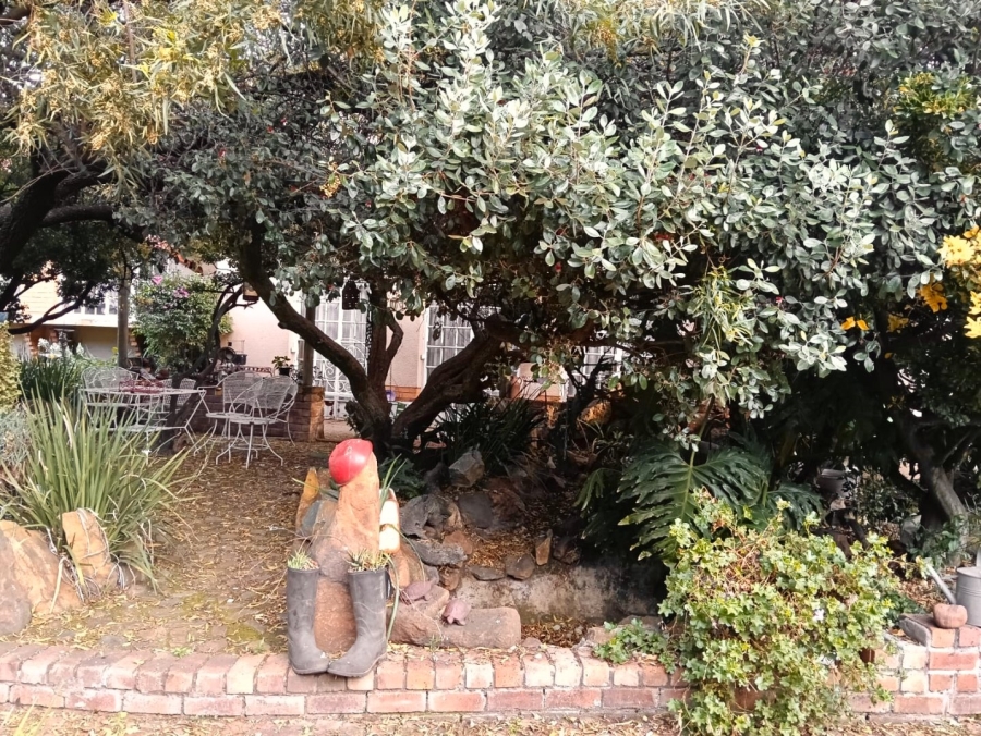 5 Bedroom Property for Sale in Selcourt Gauteng