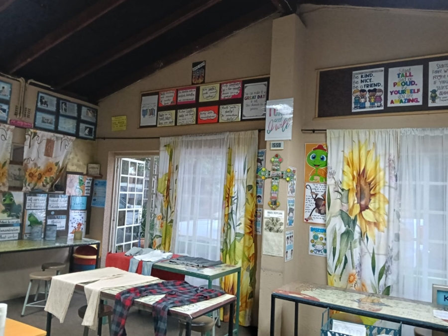 5 Bedroom Property for Sale in Selcourt Gauteng