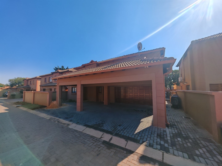 4 Bedroom Property for Sale in Heatherview Gauteng