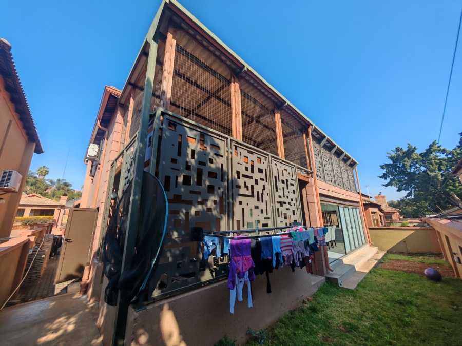 4 Bedroom Property for Sale in Heatherview Gauteng