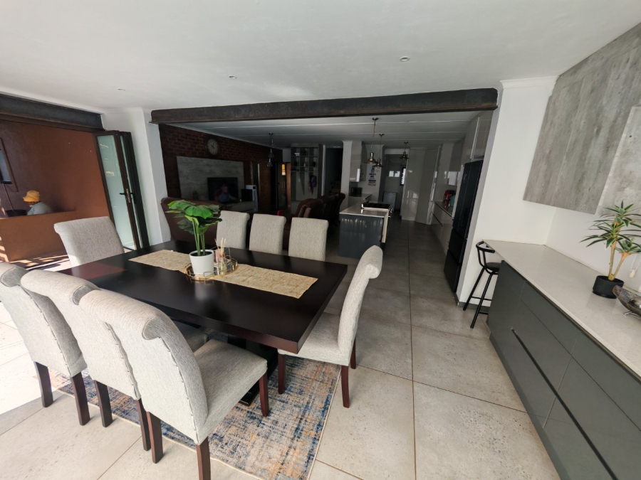 4 Bedroom Property for Sale in Heatherview Gauteng