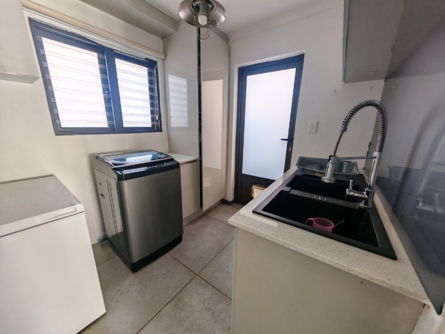4 Bedroom Property for Sale in Heatherview Gauteng