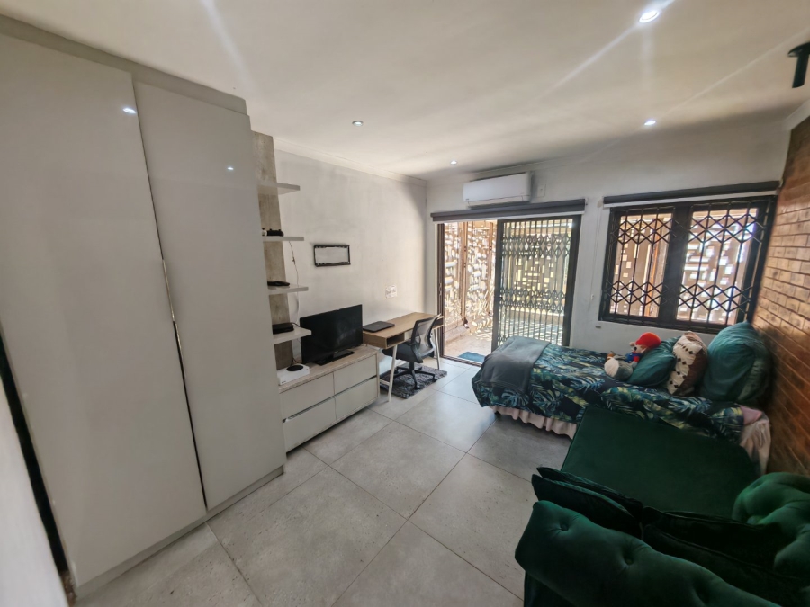 4 Bedroom Property for Sale in Heatherview Gauteng