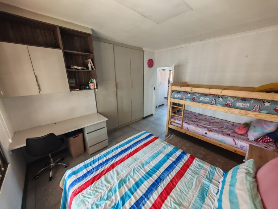 4 Bedroom Property for Sale in Heatherview Gauteng