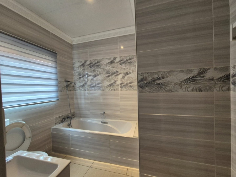 2 Bedroom Property for Sale in Bergsig Gauteng