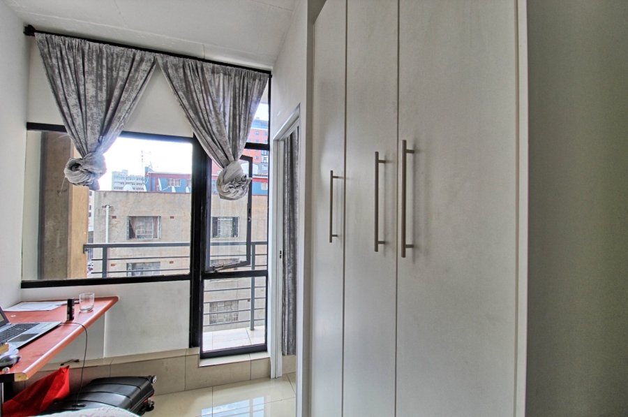 2 Bedroom Property for Sale in Braamfontein Gauteng