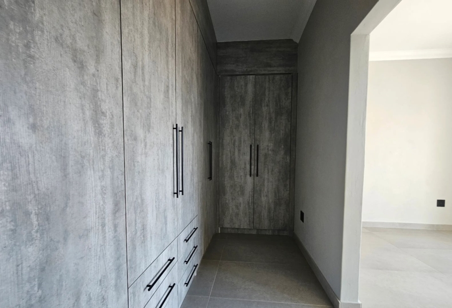 3 Bedroom Property for Sale in Eldorette Gauteng