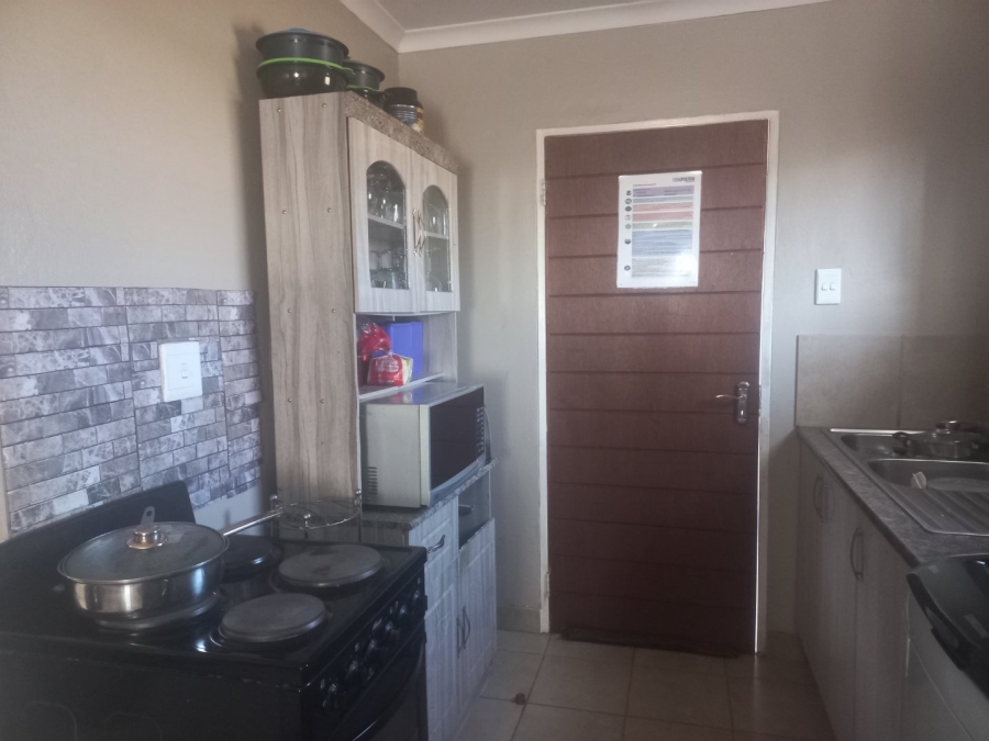 2 Bedroom Property for Sale in Savanna City Gauteng