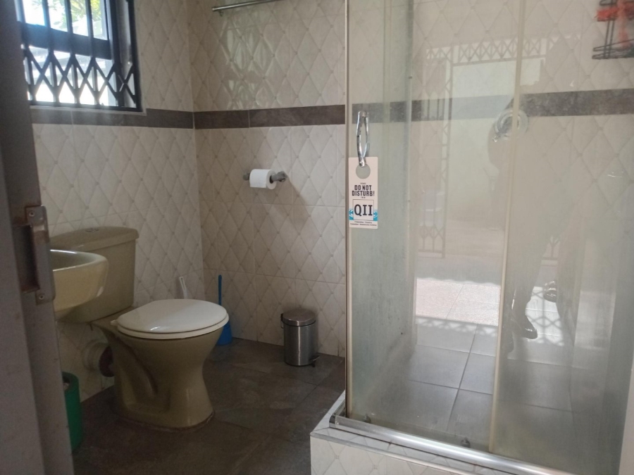 5 Bedroom Property for Sale in Lotus Gardens Gauteng