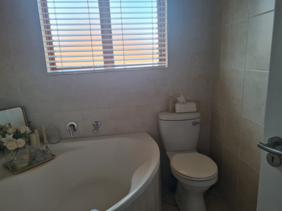 To Let 2 Bedroom Property for Rent in Winchester Hills Gauteng