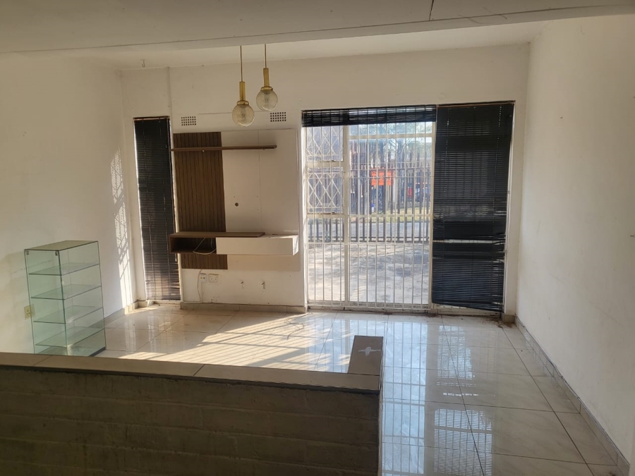 2 Bedroom Property for Sale in Forest Hill Gauteng