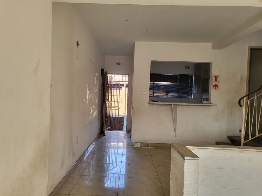 2 Bedroom Property for Sale in Forest Hill Gauteng