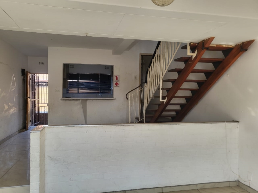 2 Bedroom Property for Sale in Forest Hill Gauteng