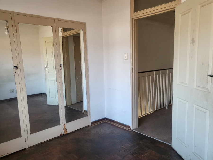 2 Bedroom Property for Sale in Forest Hill Gauteng