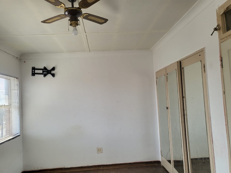 2 Bedroom Property for Sale in Forest Hill Gauteng