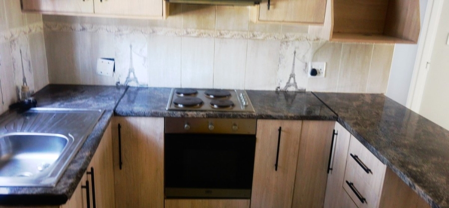 2 Bedroom Property for Sale in Crystal Park Gauteng